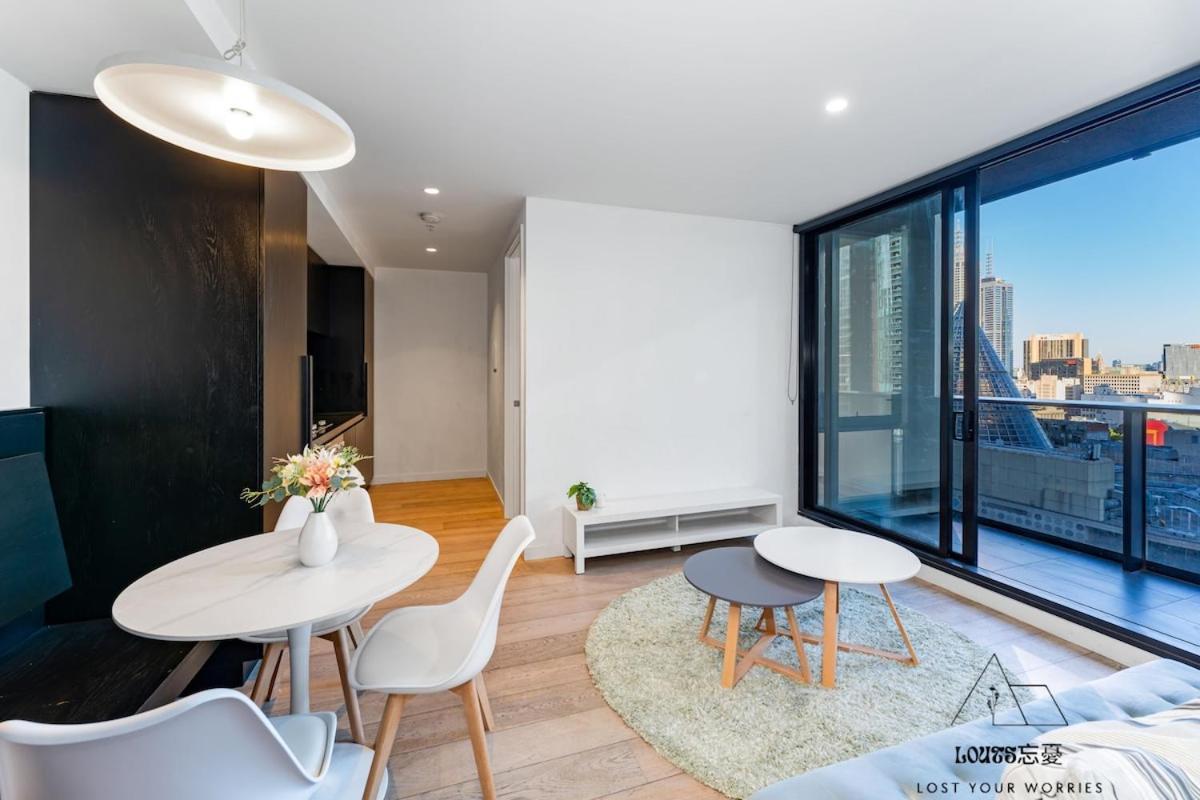 Mel Cbd 2 Bed Apartment Melbourne