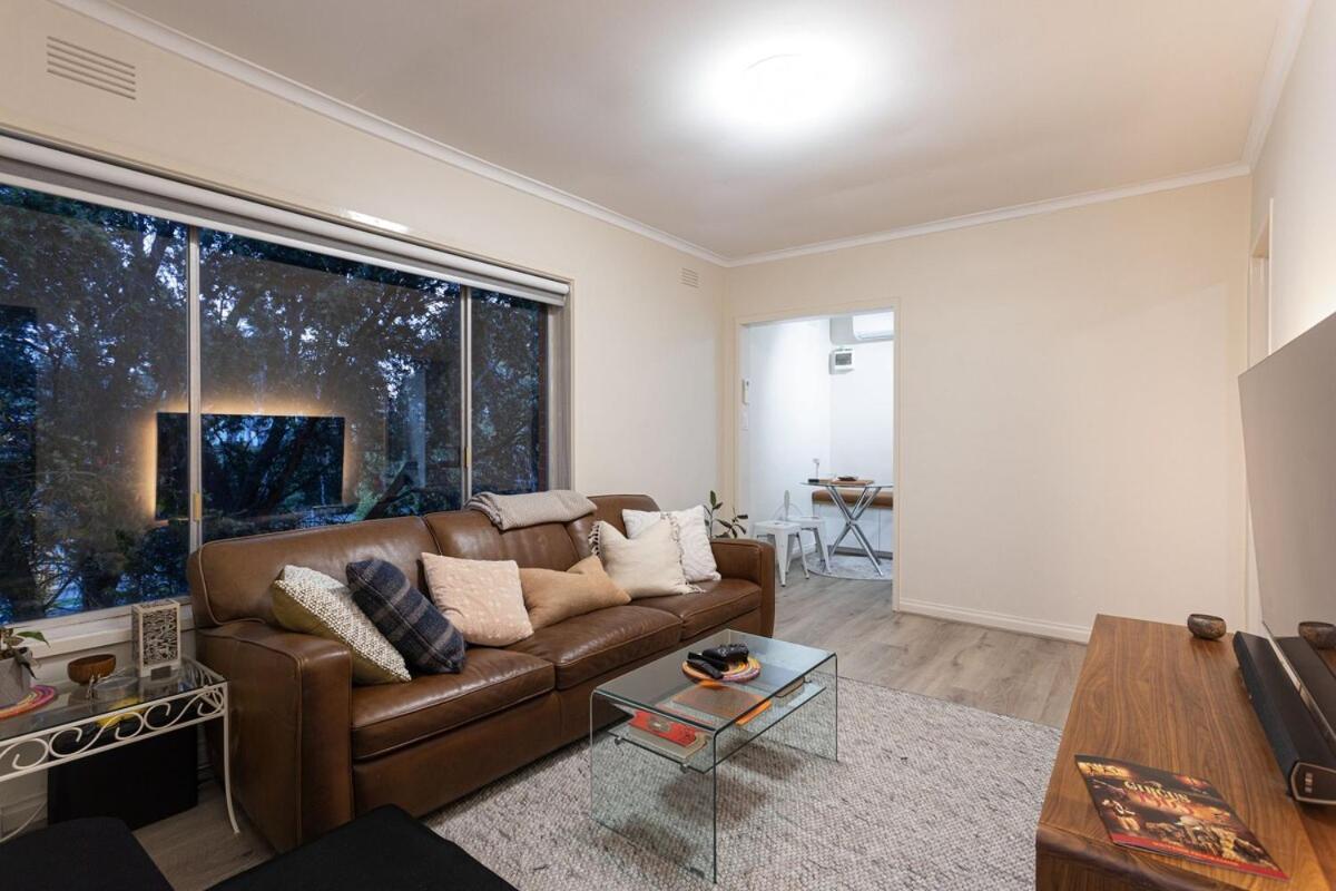 Apartment Happening Harold Street! *