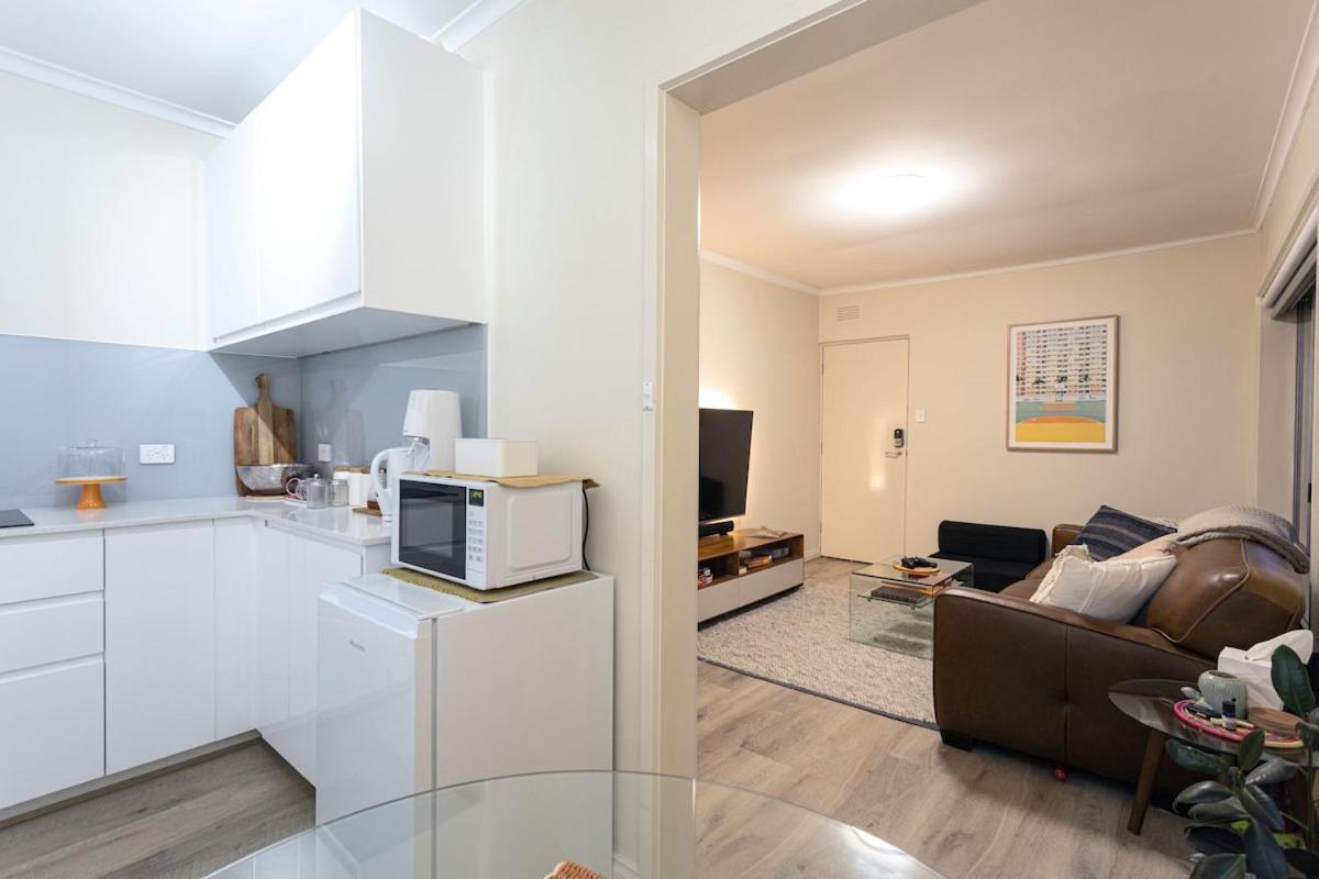 Apartment Happening Harold Street! Melbourne