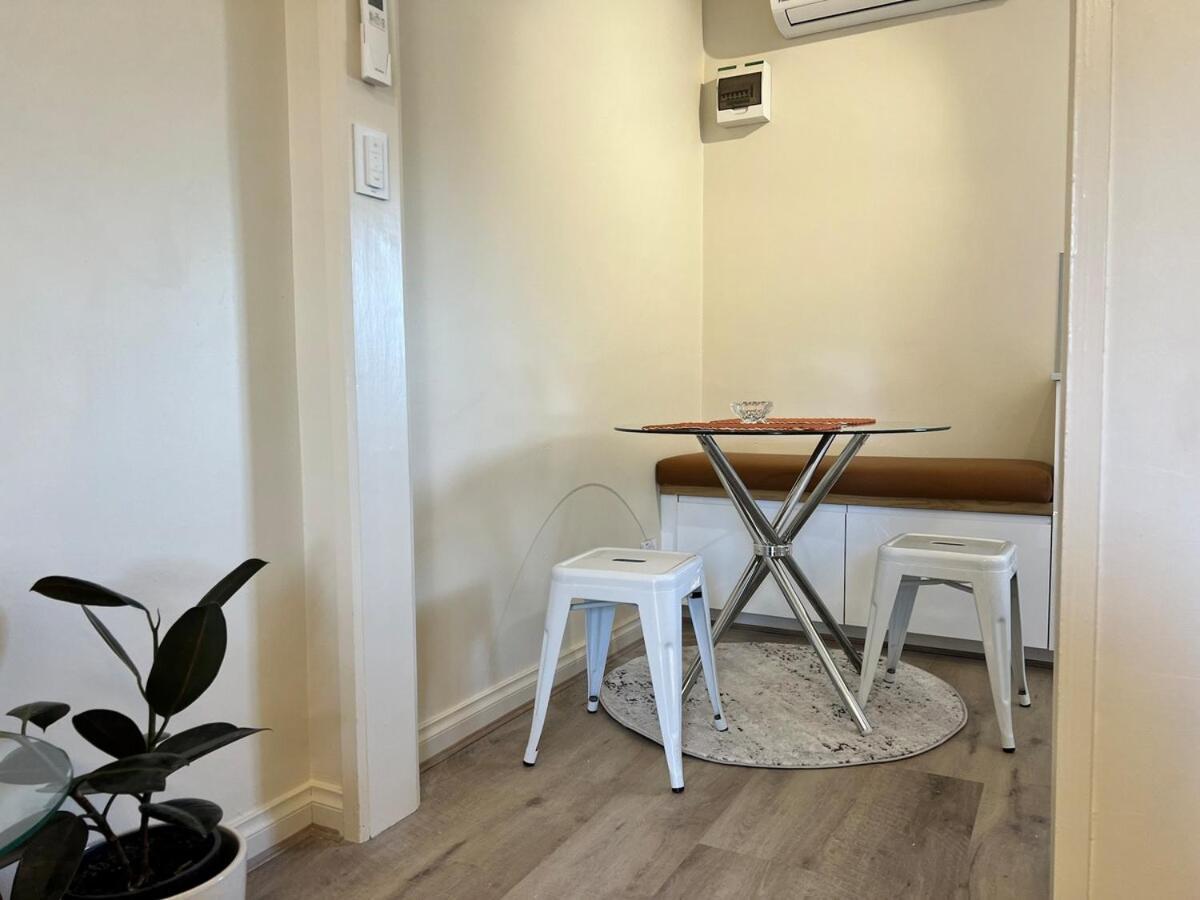 Happening Harold Street! Apartment