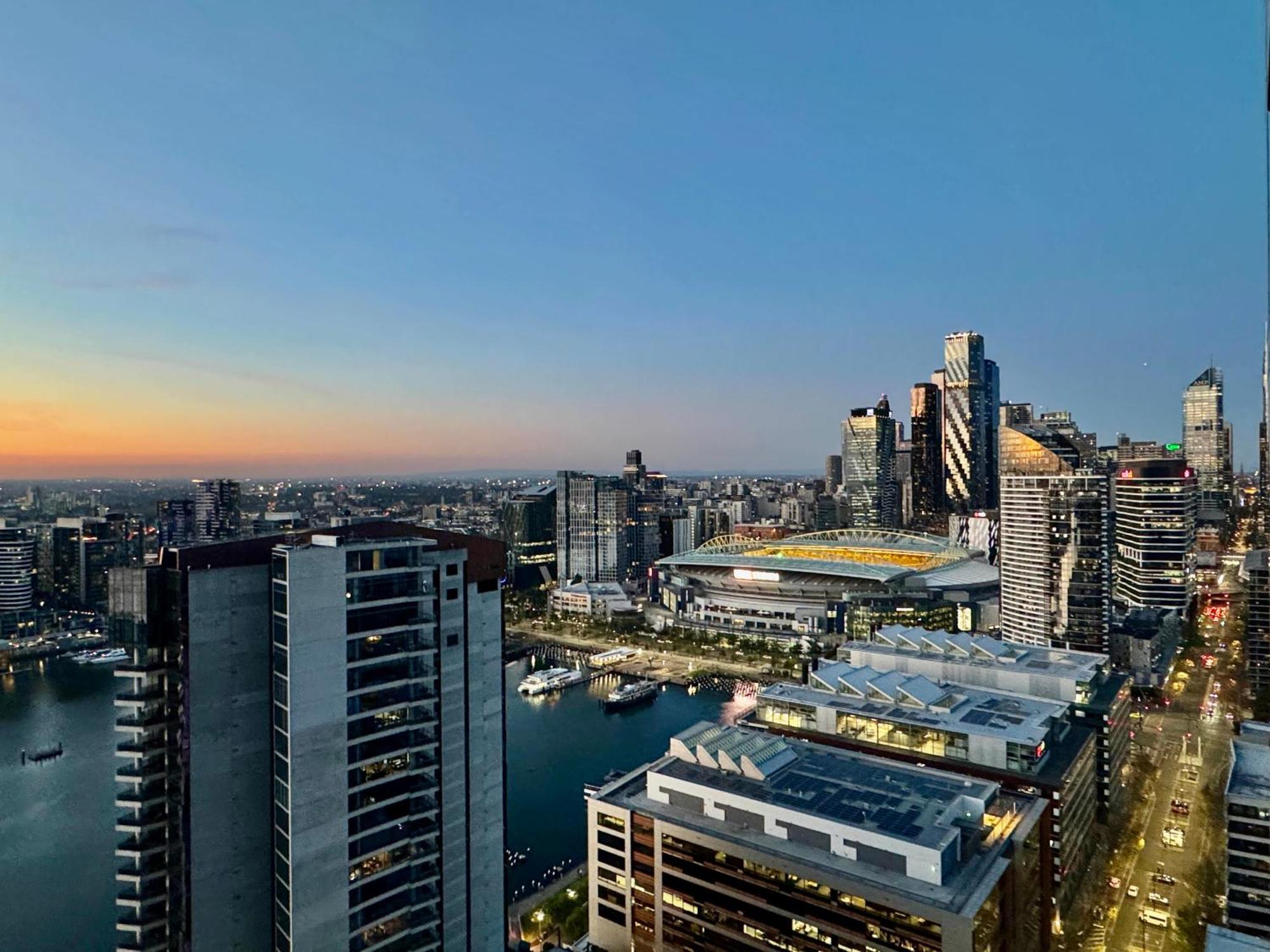 Waterfront 1br Docklands With Freeparking#88833 Apartment
