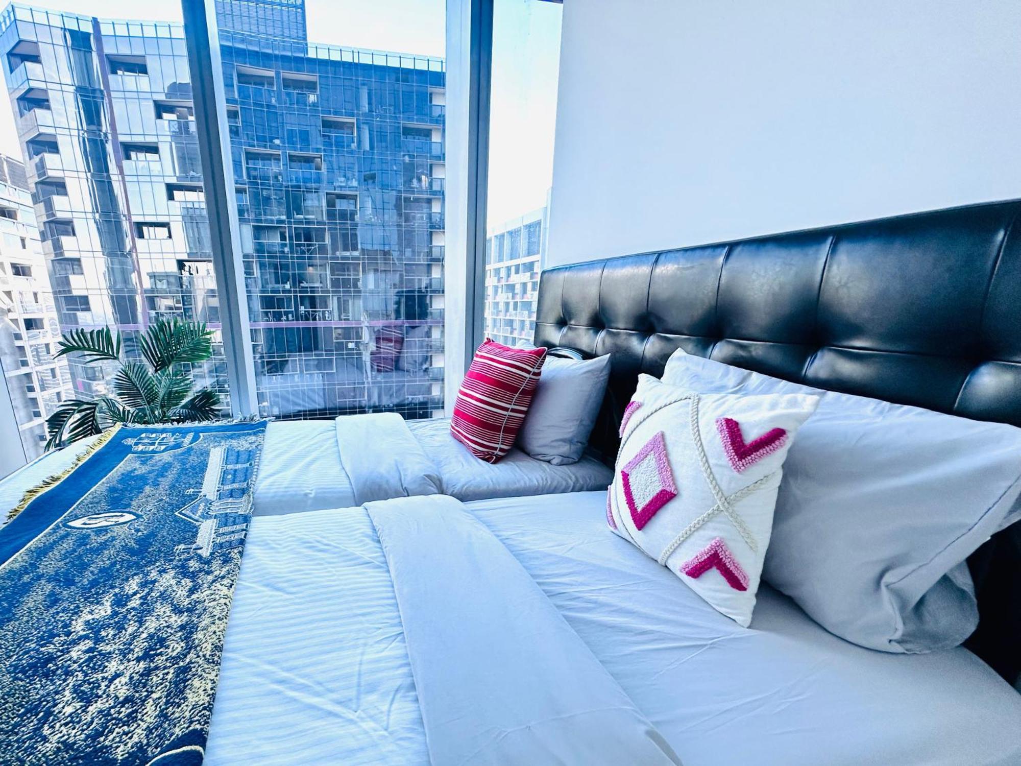 Apartment Royal Executive Living Bay N City Luxe Executive Residency Melbourne