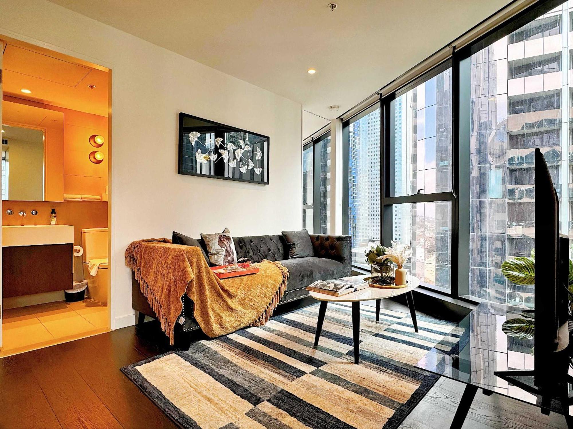 Comfort 2br - 2 Queens By Sky High Apartment *