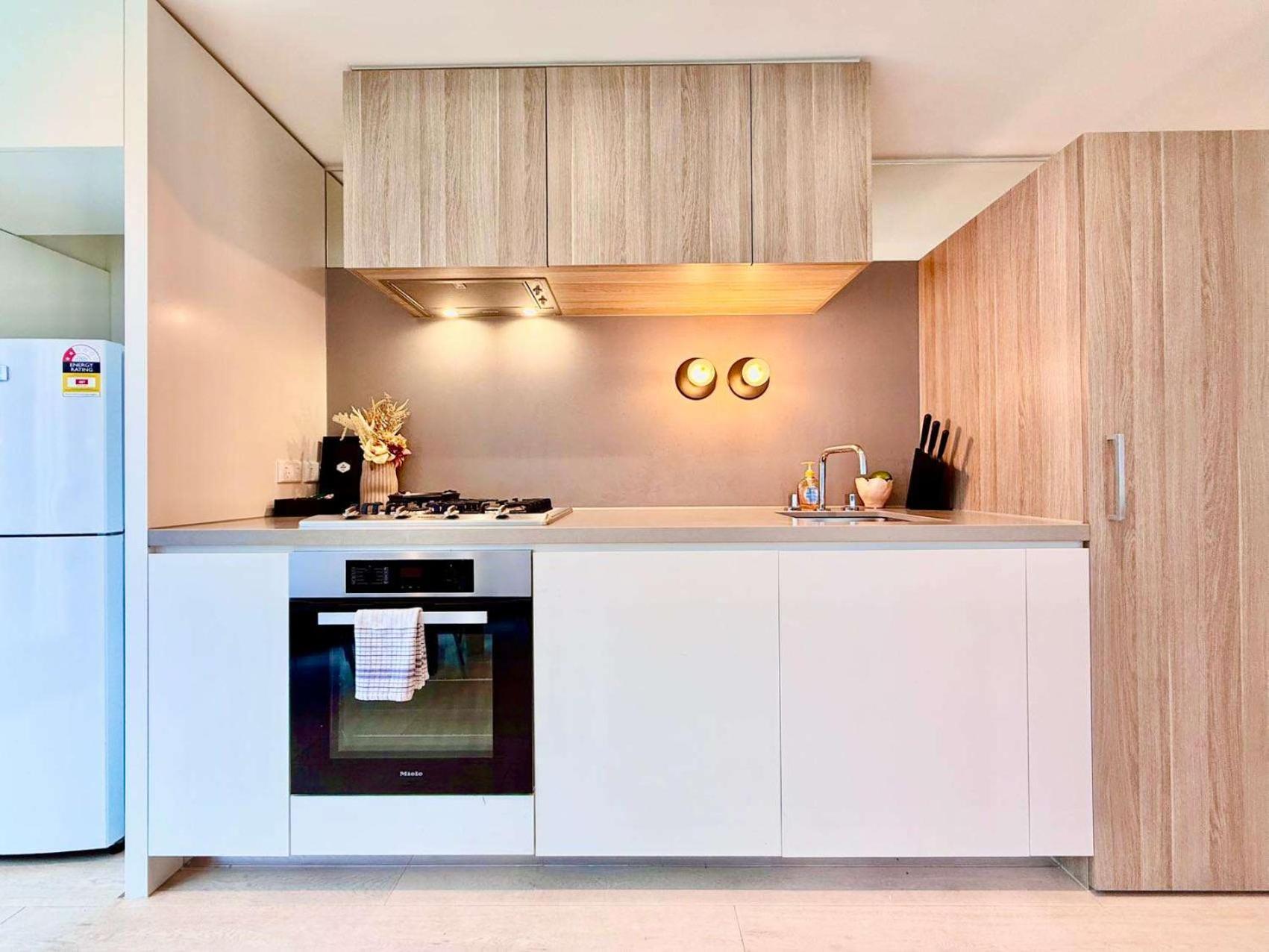 Apartment Comfort 2br - 2 Queens By Sky High Melbourne