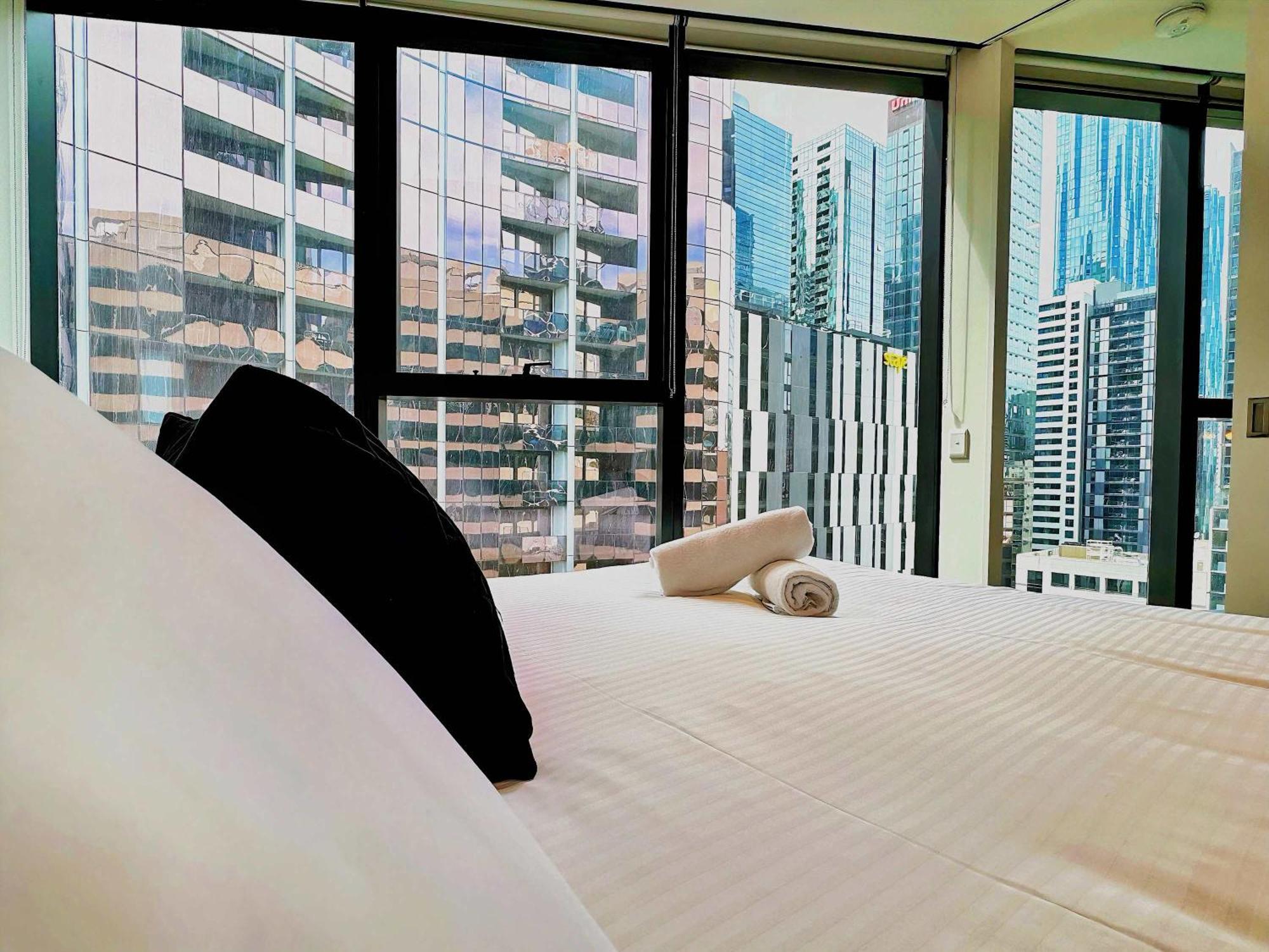 Comfort 2br - 2 Queens By Sky High Melbourne