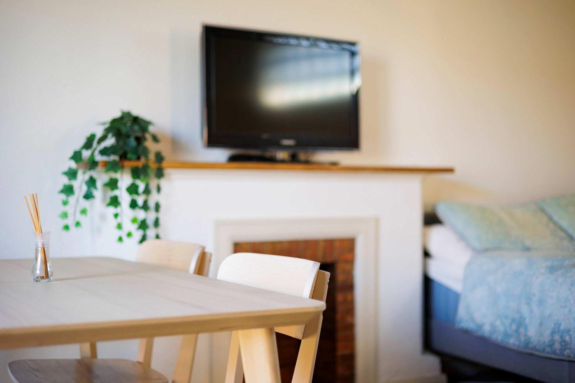 East Walking Distance To Mcg Apartment