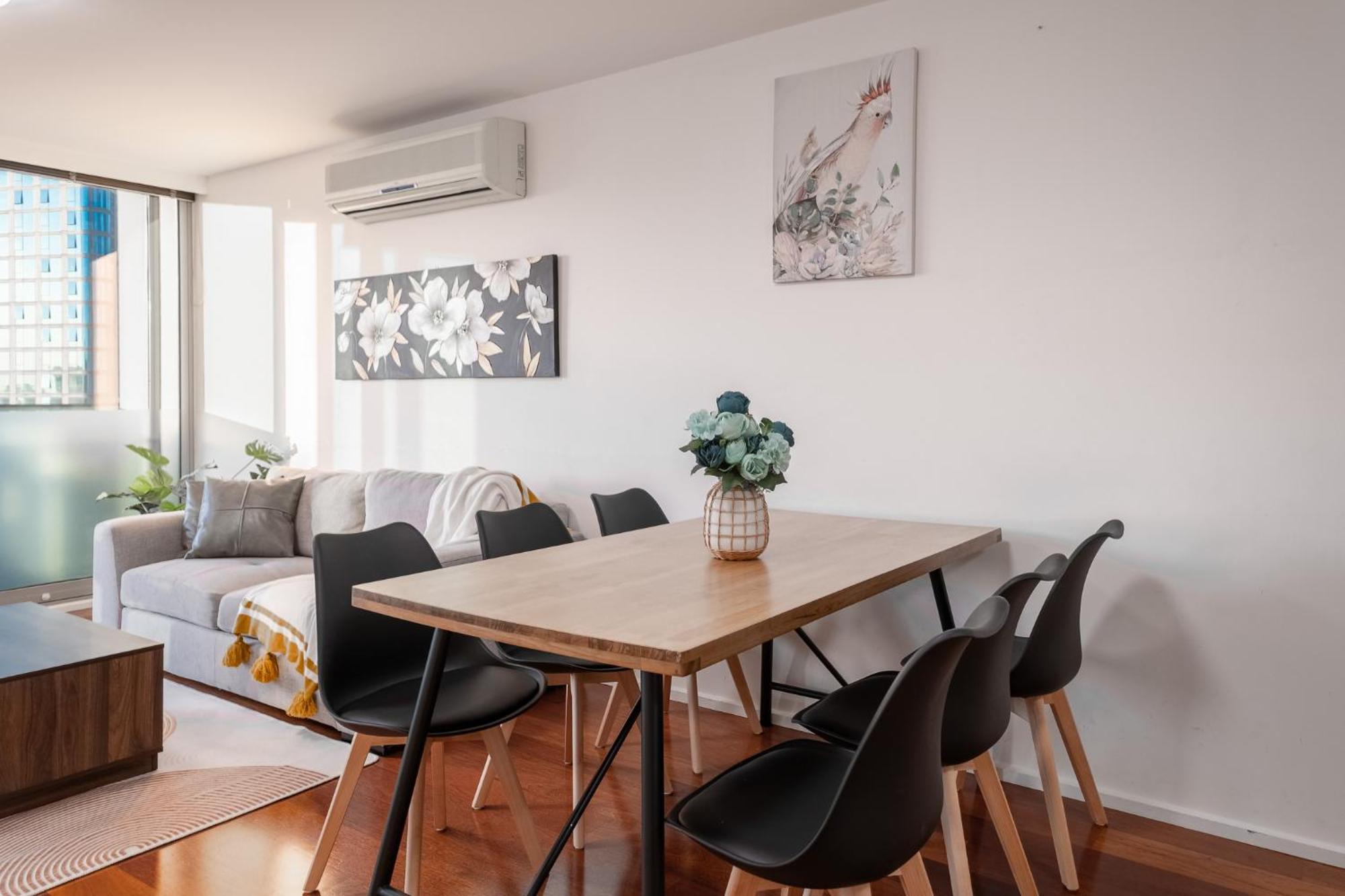 Apartment Three Br With High Level View *