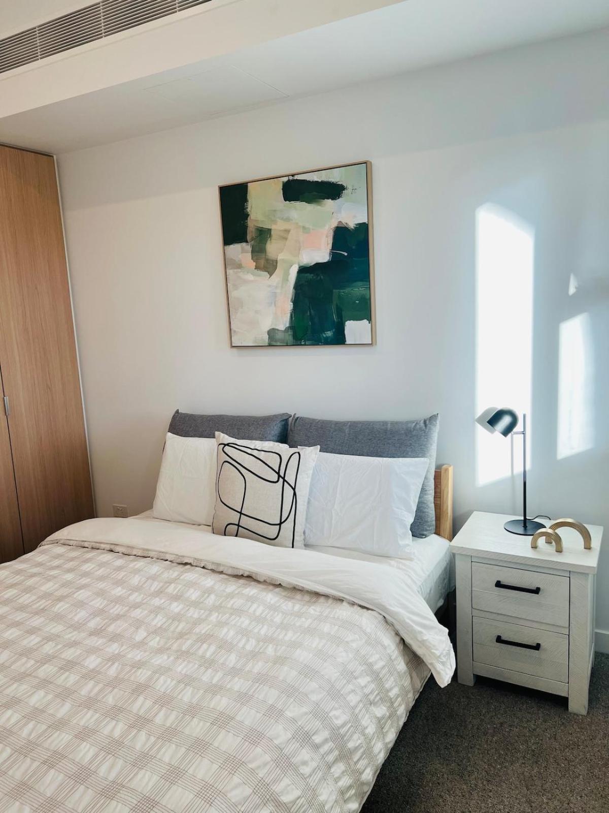 Apartment Urban Oasis In Kensington Close To Cbd