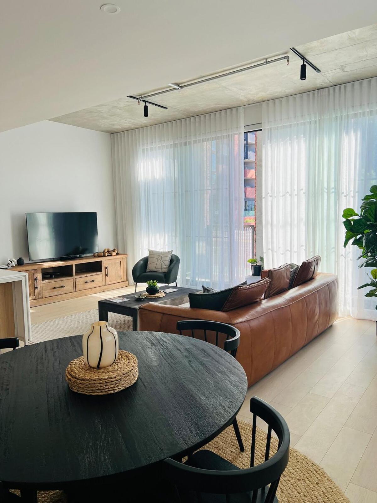 Urban Oasis In Kensington Close To Cbd