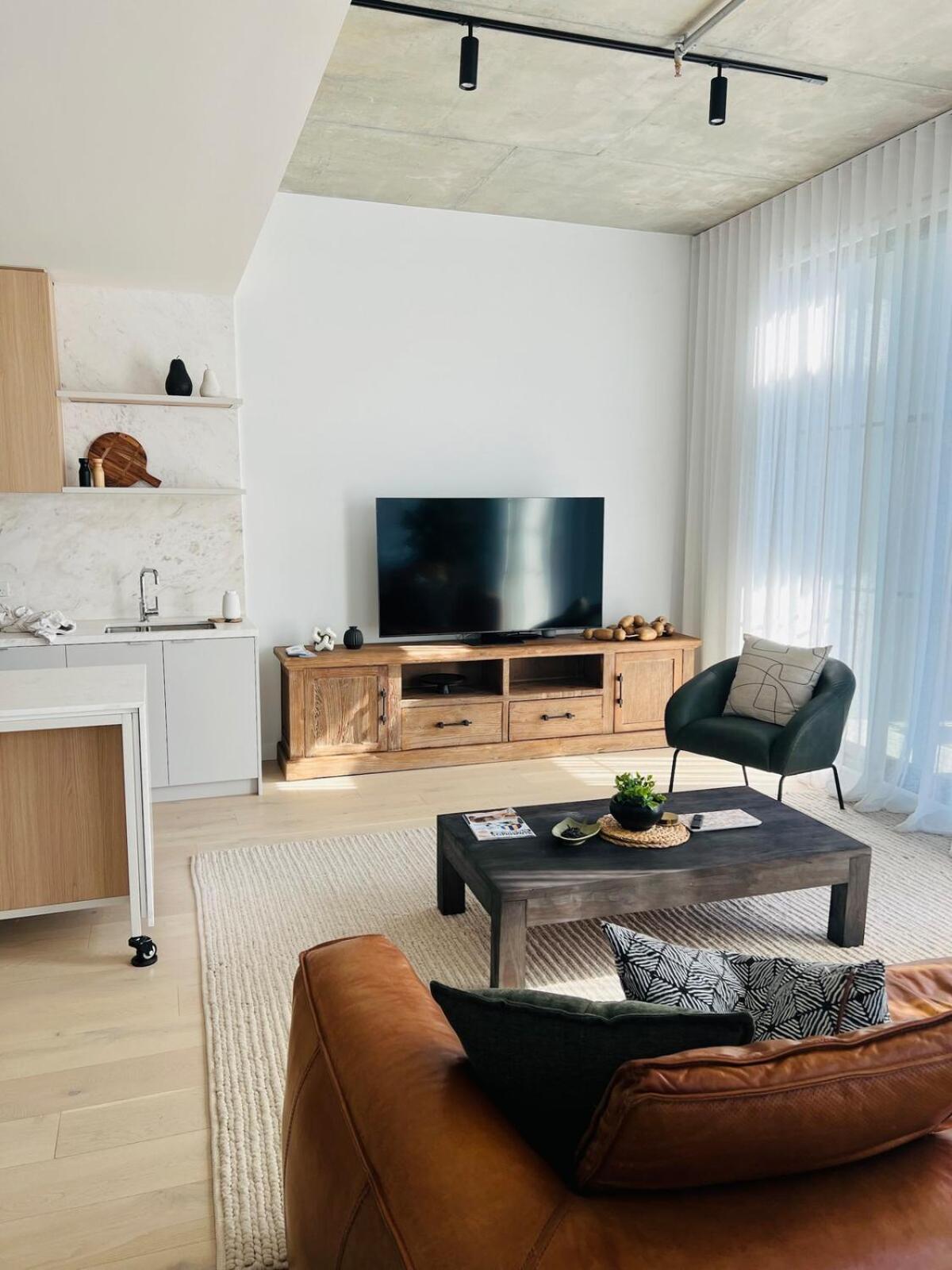Apartment Urban Oasis In Kensington Close To Cbd