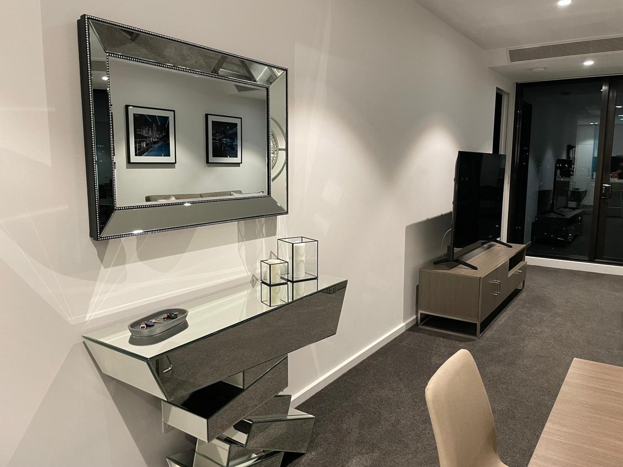 Premium 3 Bedroom Apartment In Southbank Melbourne