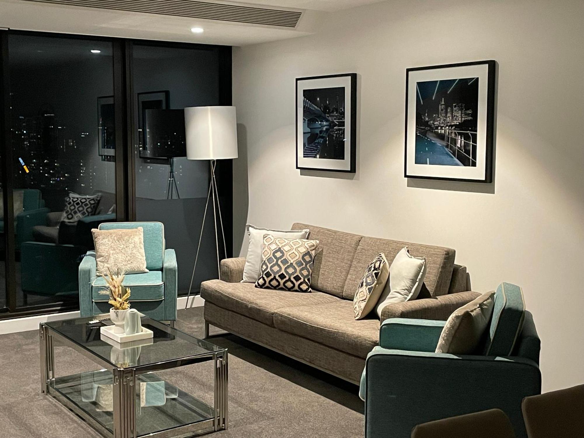 Premium 3 Bedroom Apartment In Southbank Apartment *