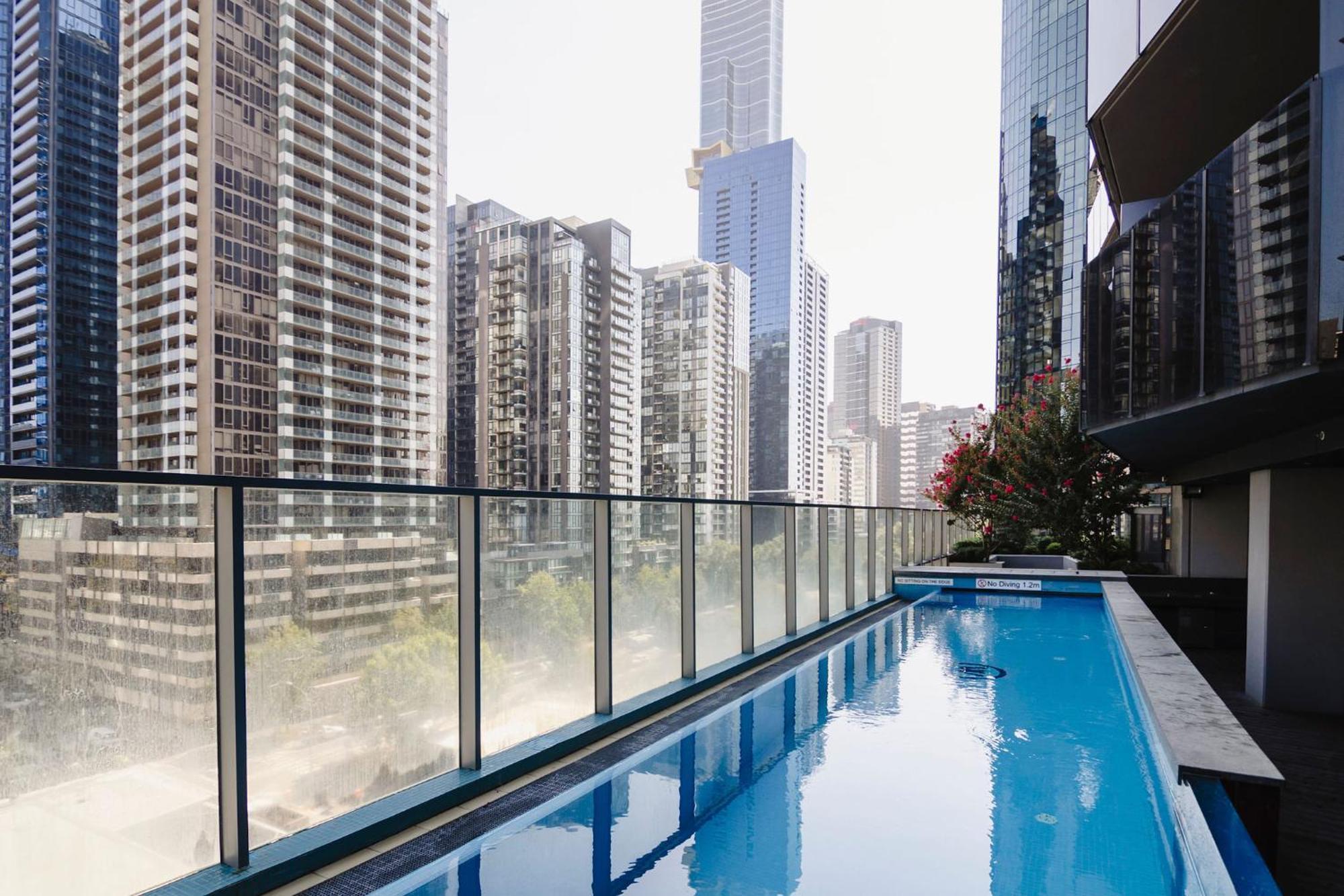 Southbank Sanctuary With Pool & Gym Apartment Melbourne