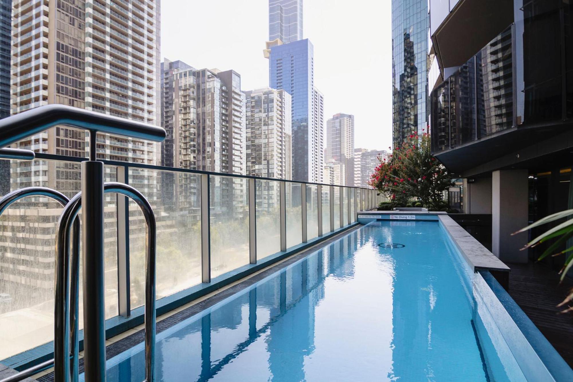 Southbank Sanctuary With Pool & Gym