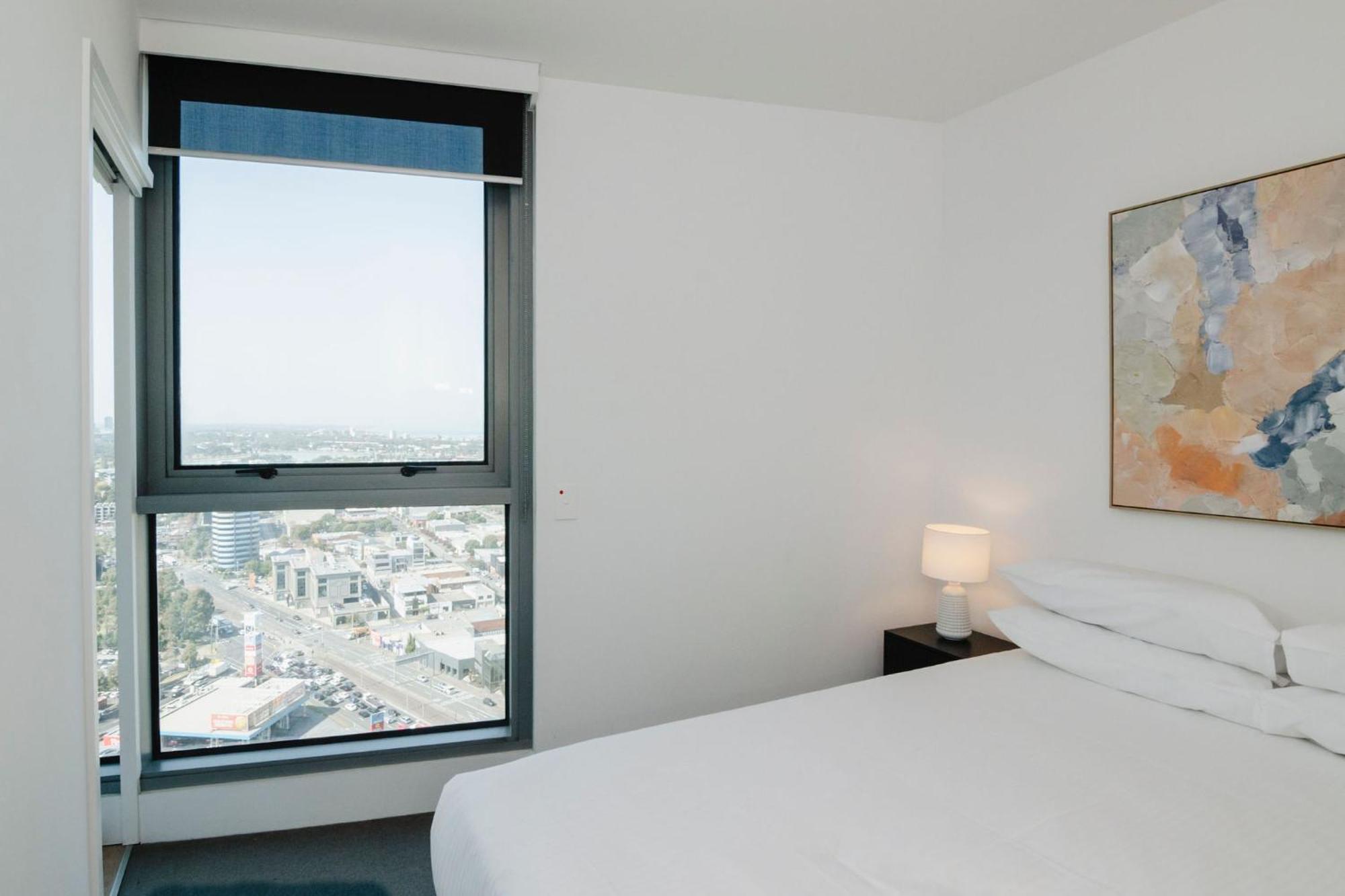 Southbank Sanctuary With Pool & Gym Apartment