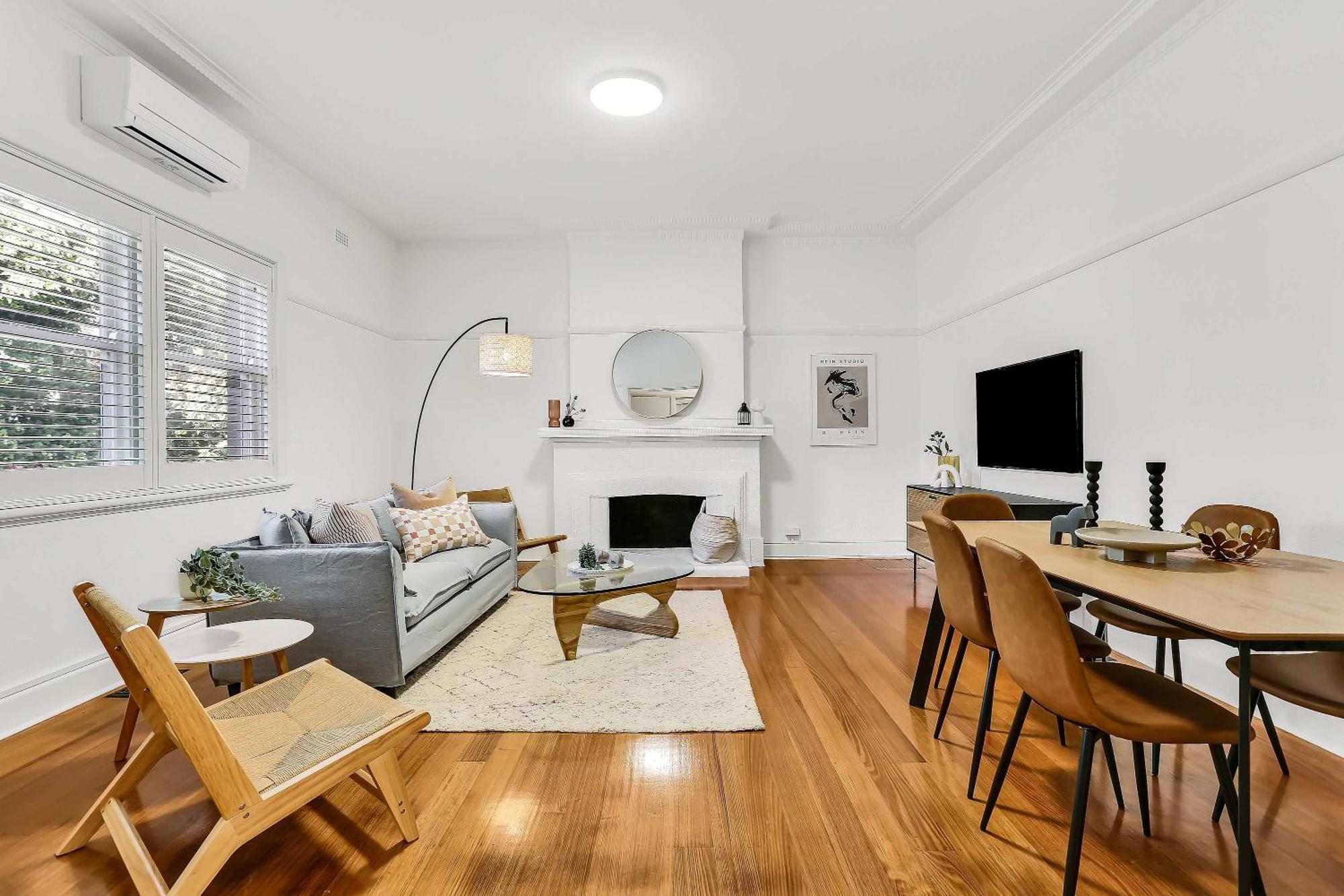 Large 3 Bed Art Deco In Camberwell Apartment Melbourne