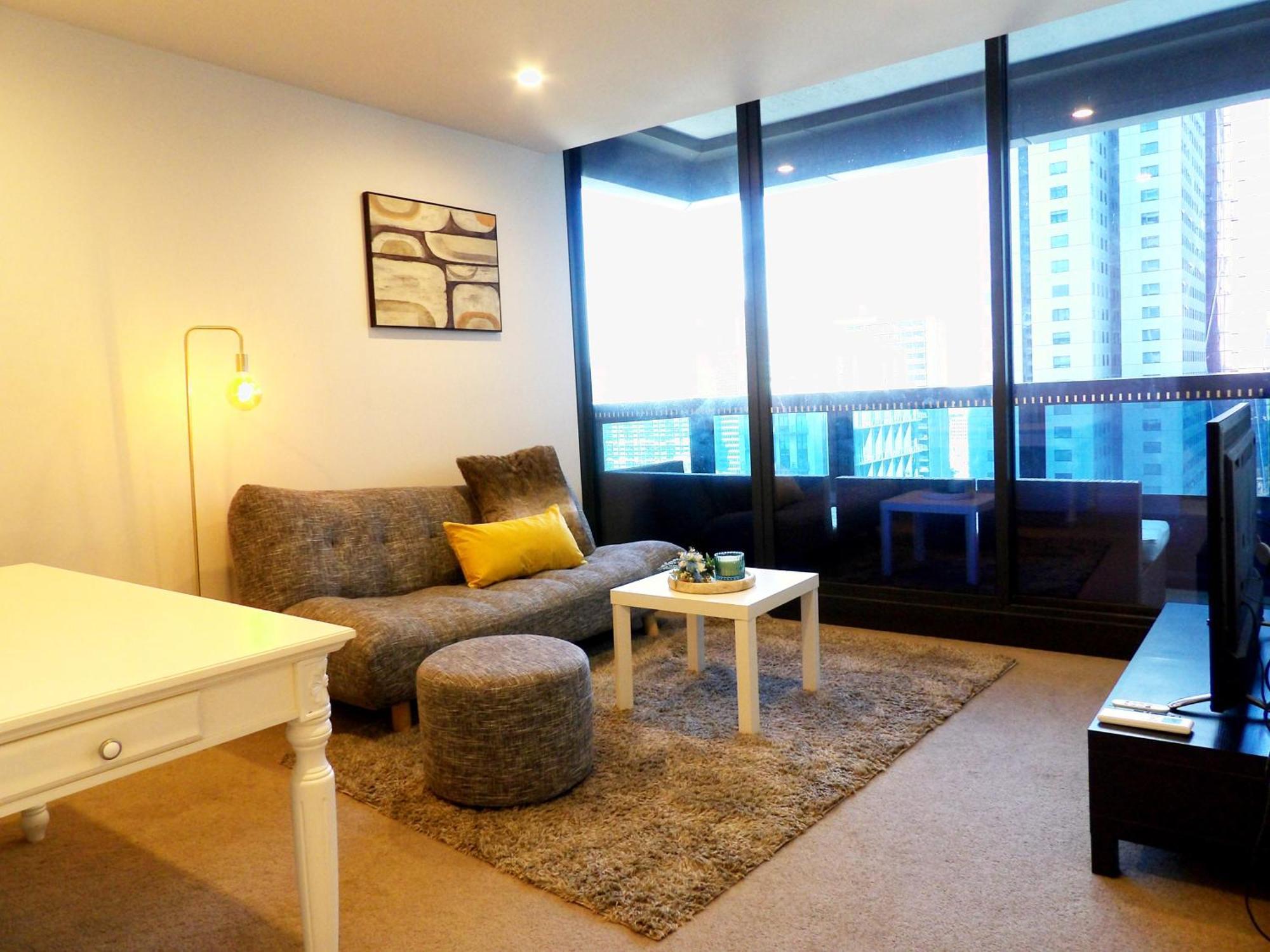 Es2410-2bed 2bath Vision With Balcony, Pool & Gym Apartment Melbourne