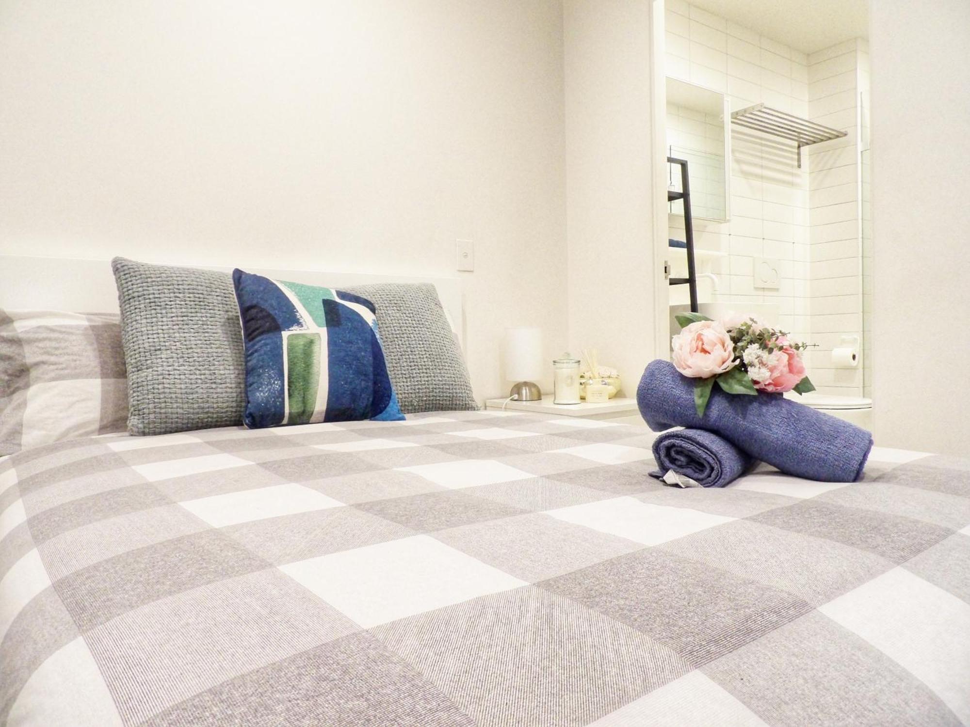 Es2410-2bed 2bath Vision With Balcony, Pool & Gym Apartment
