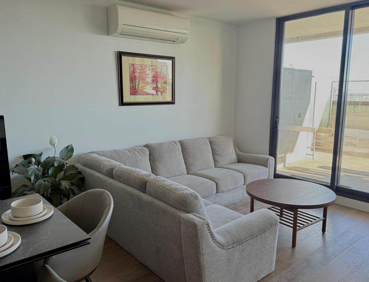 4 Bedroom Luxurious Near Cbd Apartment