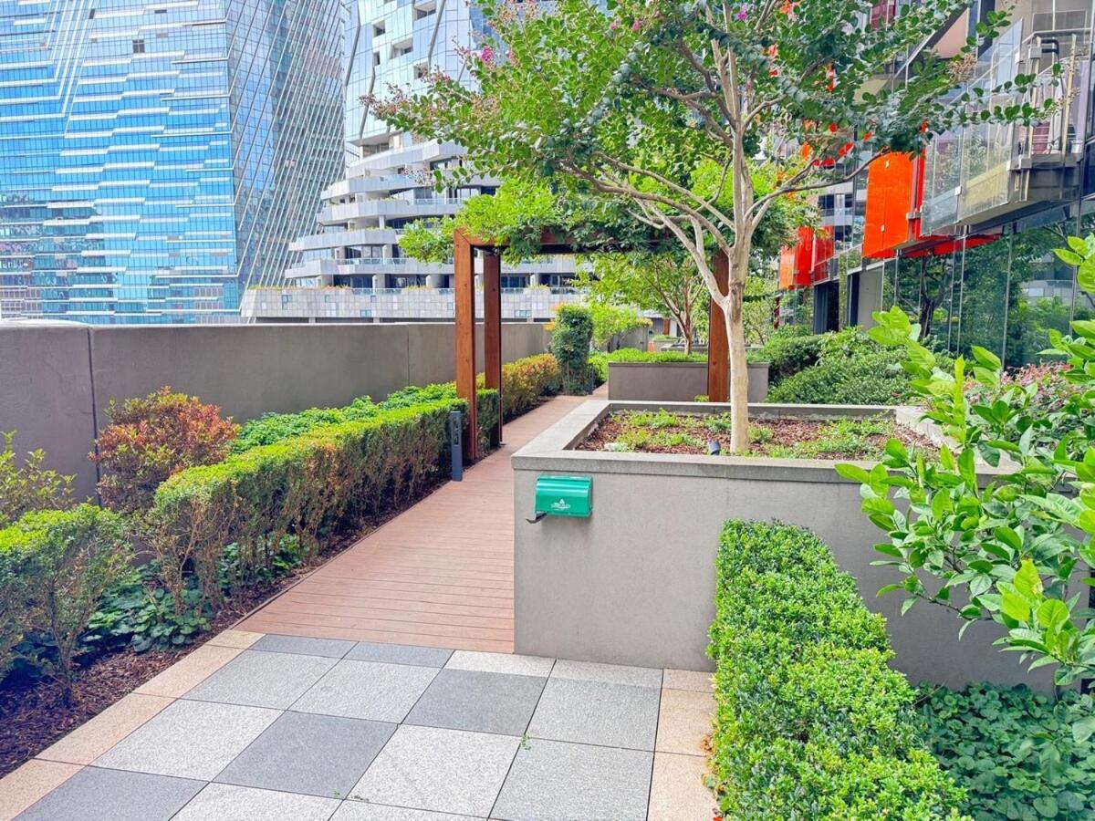 Adek Apartments Cbd -Free Parking, Pool, Gym & Sauna Melbourne