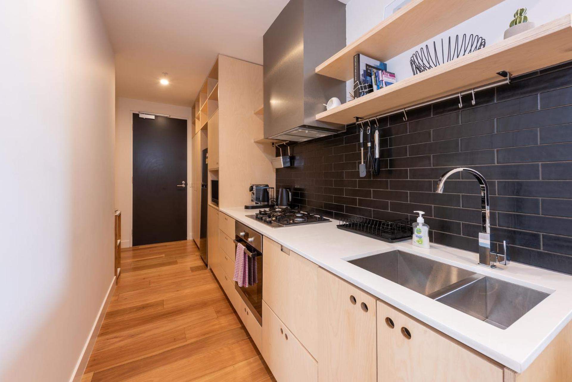 Modern 1 Bedroom In Brunswick East Near Cbd Apartment