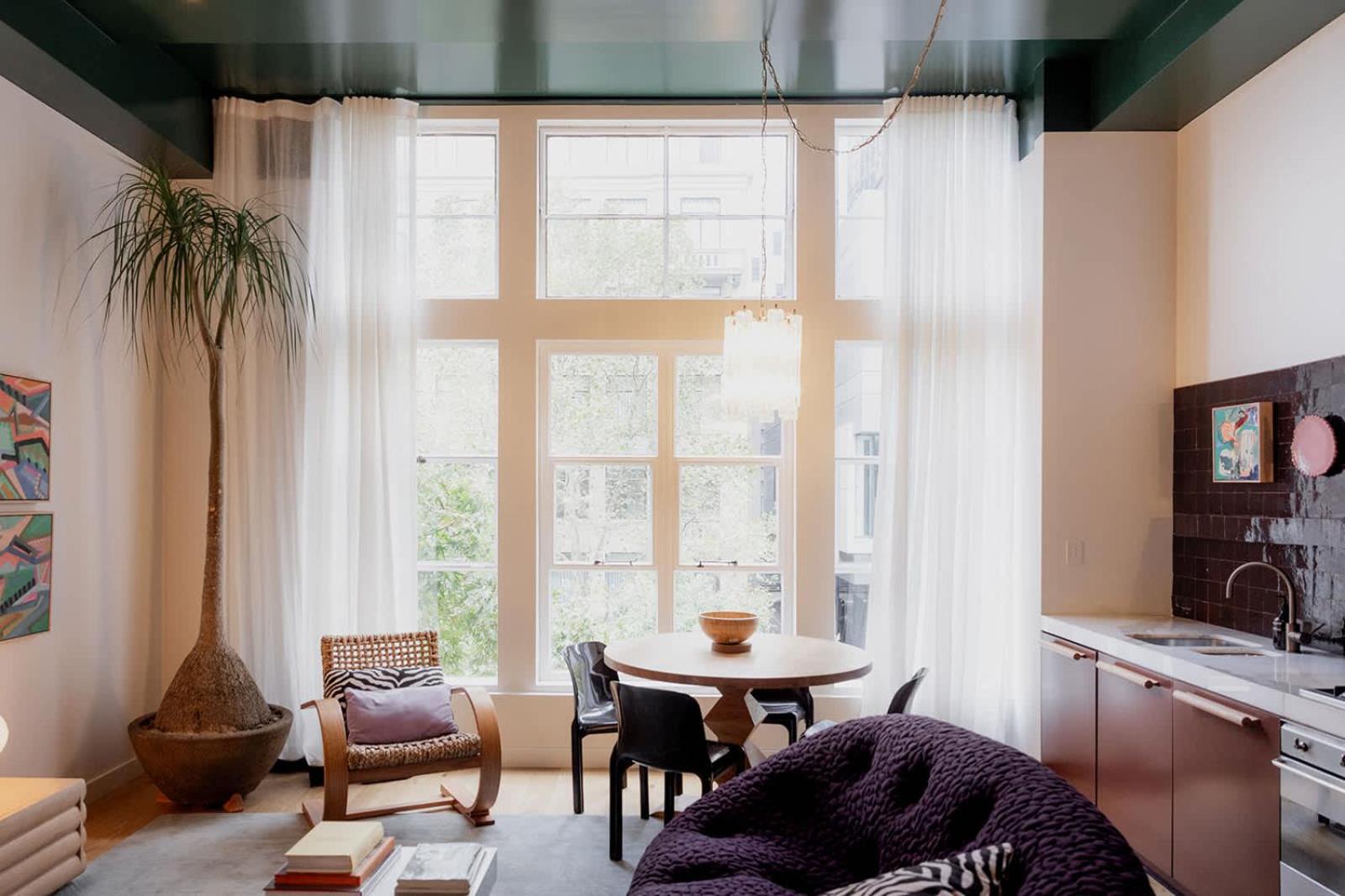 A Luxe In The Paris End Of Apartment Melbourne