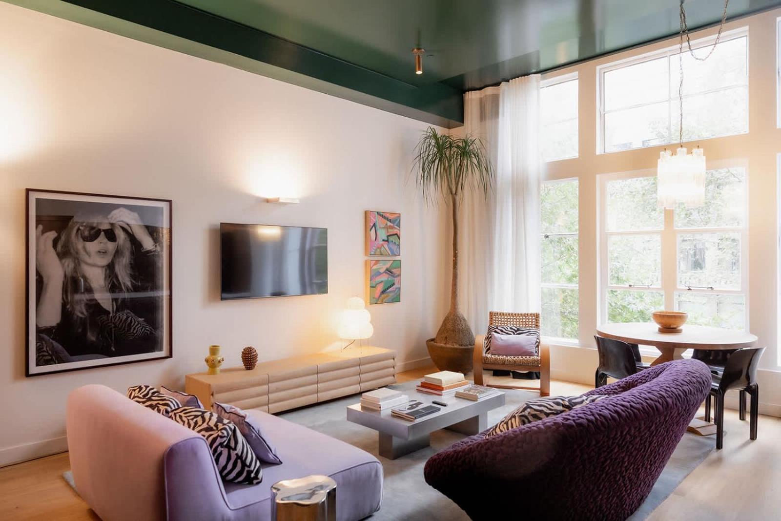 A Luxe In The Paris End Of * Melbourne