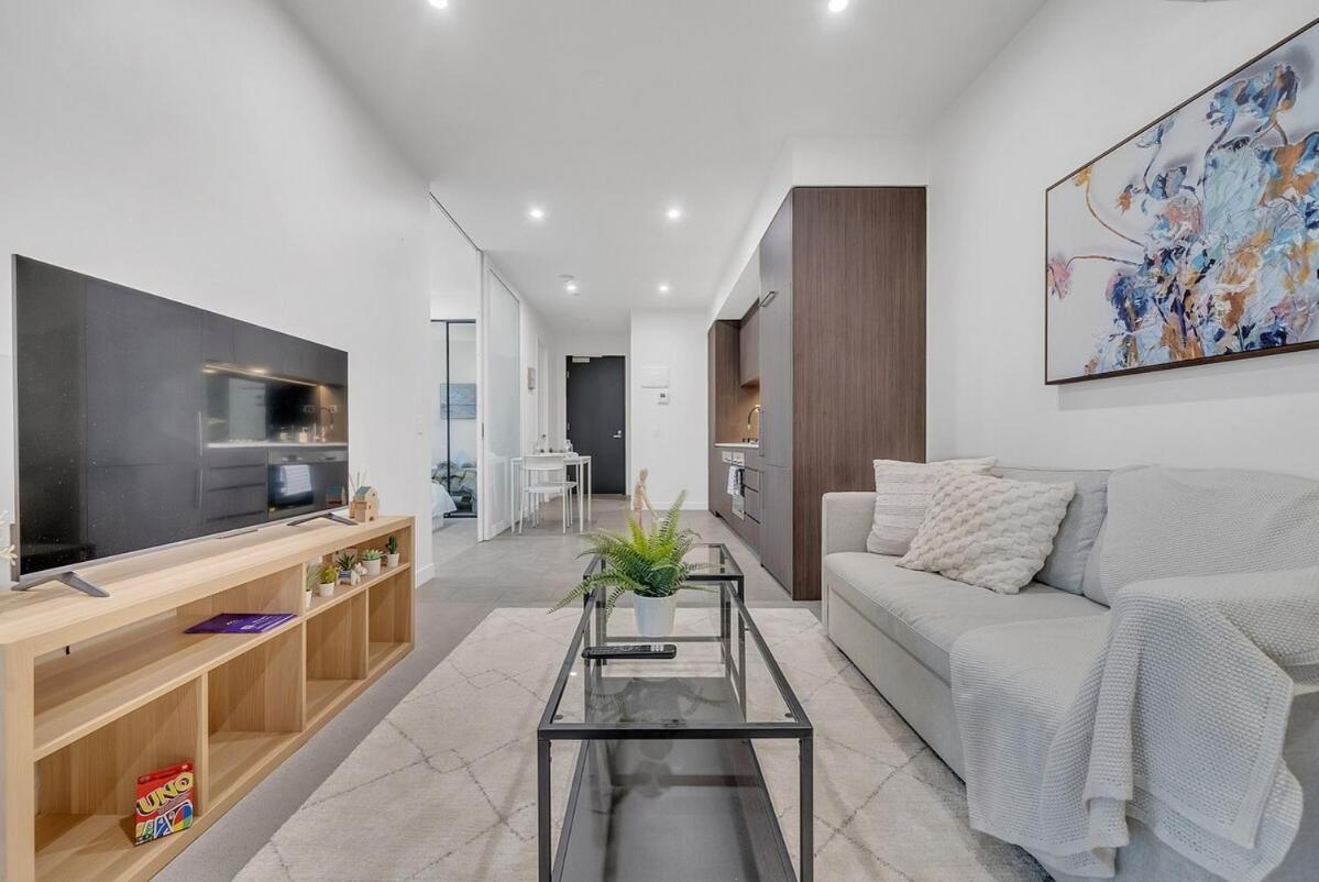 Luxurious 2br - Cbd Location With Pool, Gym Apartment Melbourne