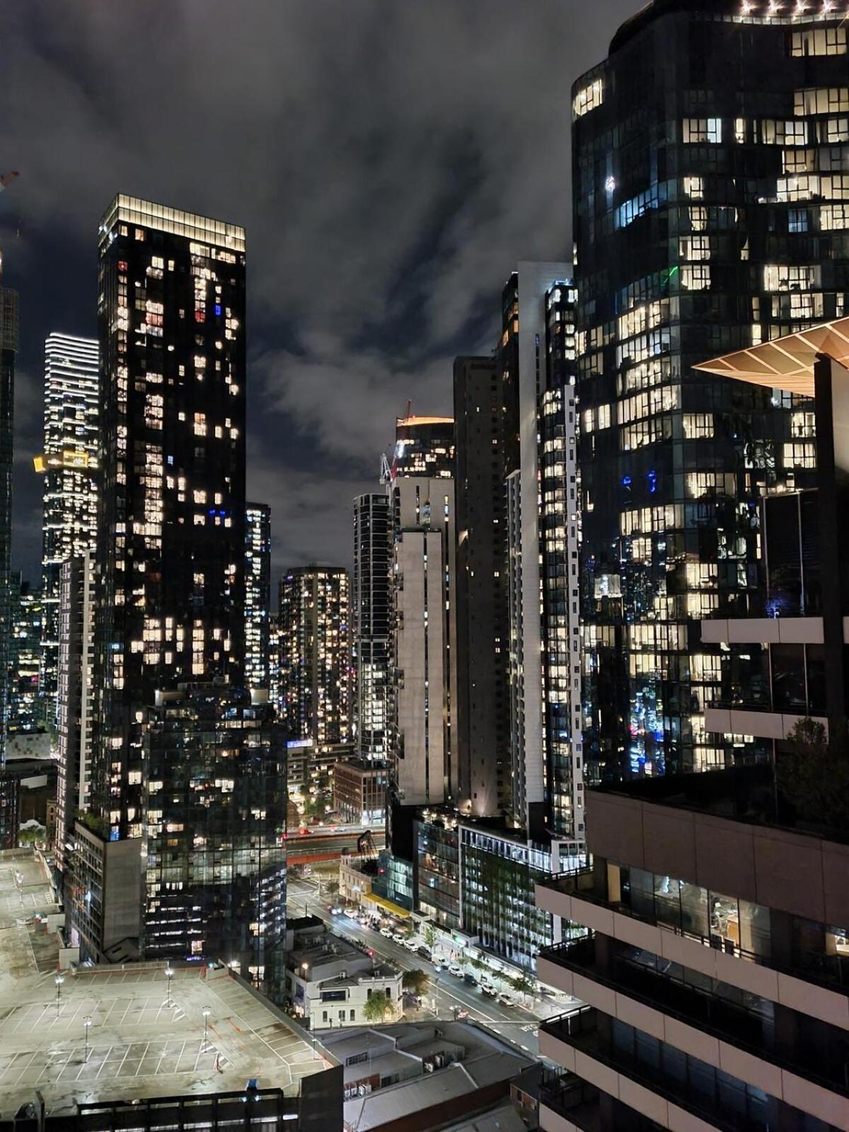 Southbank Bay Views Free Parking Wifi Smart Tv Apartment *