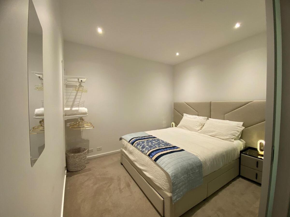 Luxury Prima Pearl Across Crown Apartment