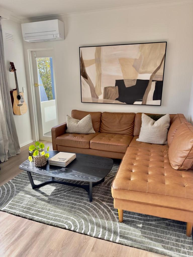 Elwood Escape Apartment