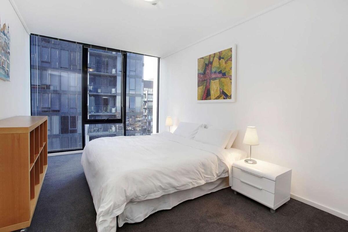 Elegant 2br In Tower By Corporate Keys