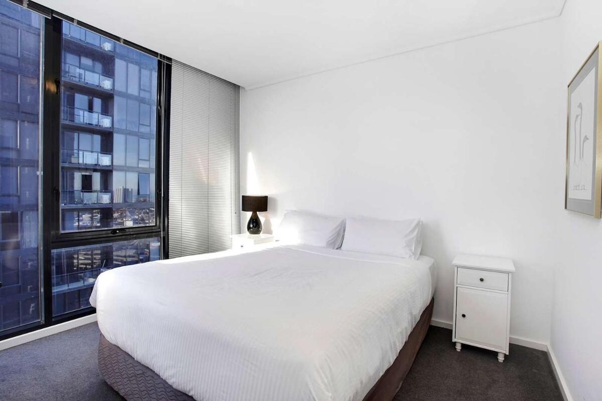 Apartment Elegant 2br In Tower By Corporate Keys *