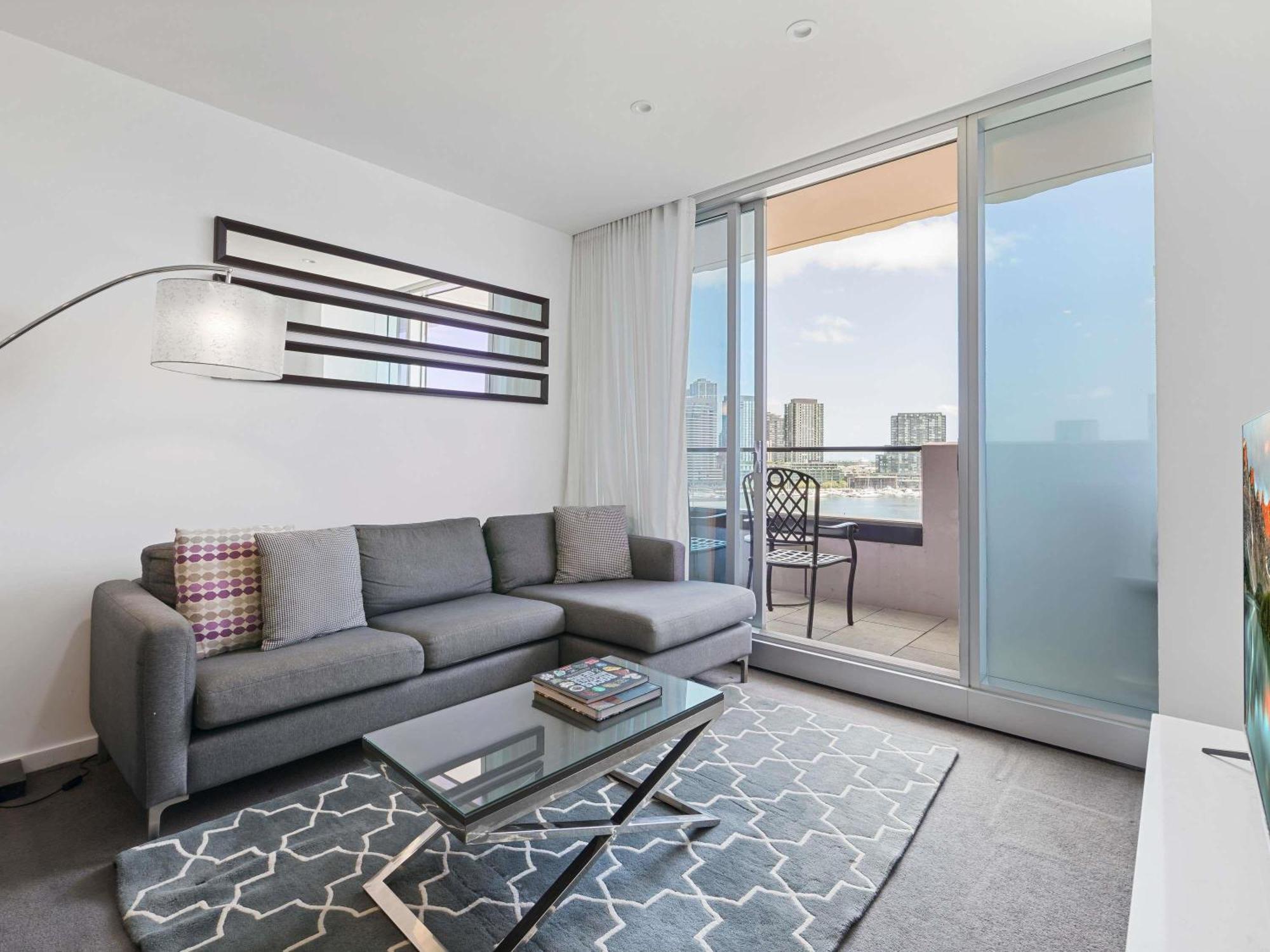 Aparthotel The Sebel Residences Docklands Serviced Melbourne