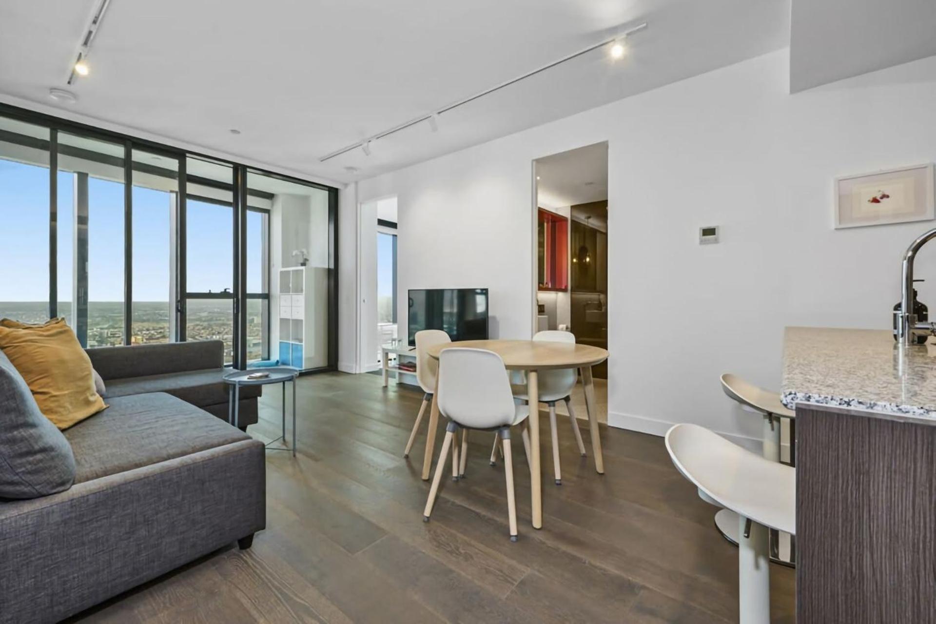 Views - 2br Gem Near Queen Vic Apartment *