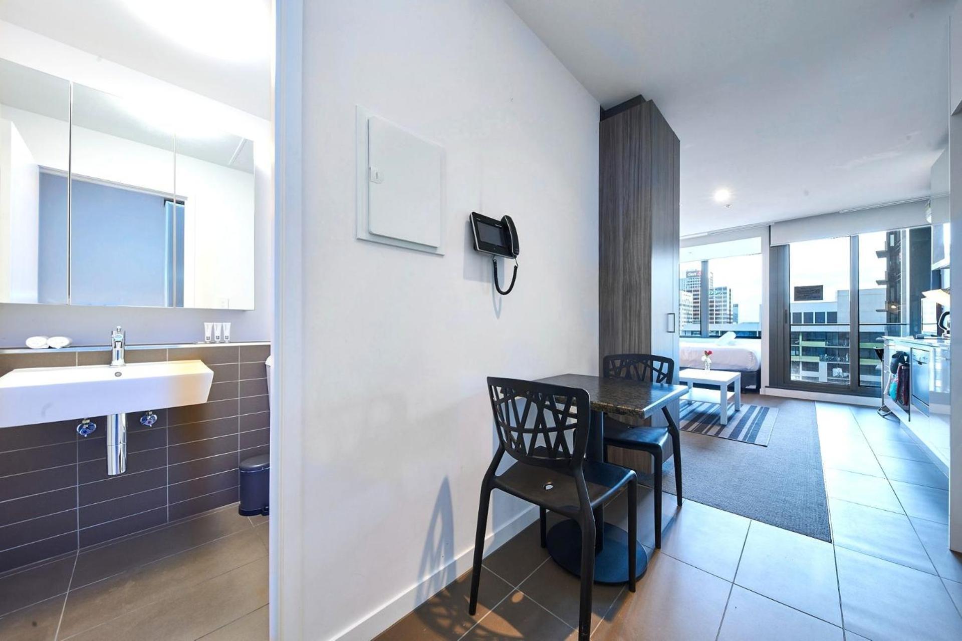 Apartment Elevated Bliss - Spectacular Views From Level 32 Melbourne