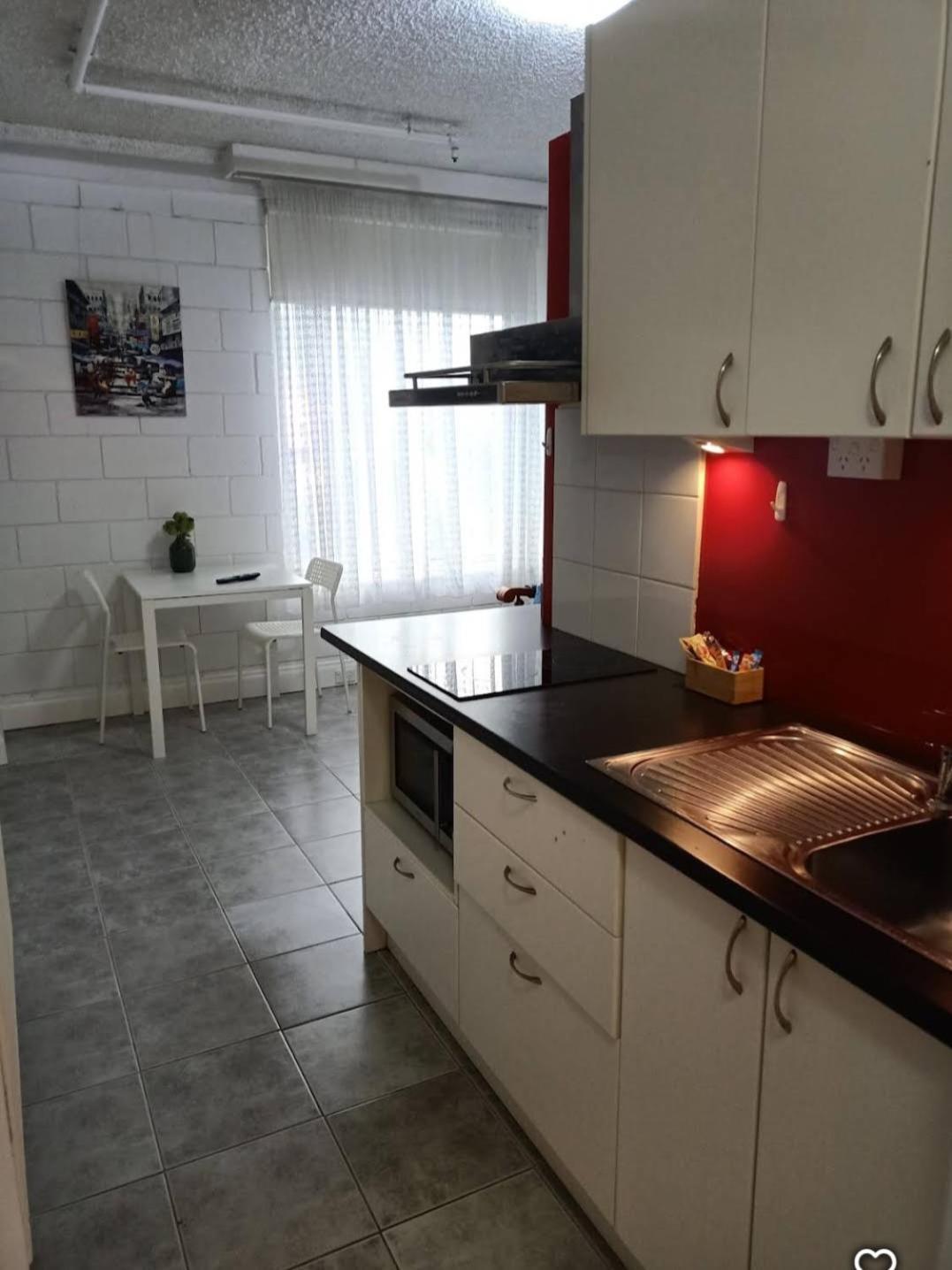 Apartment Shelleystayz On Flinders 204