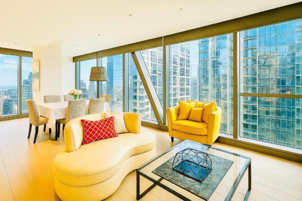 Royal Executive Living Executive Retreat Residency 41 *