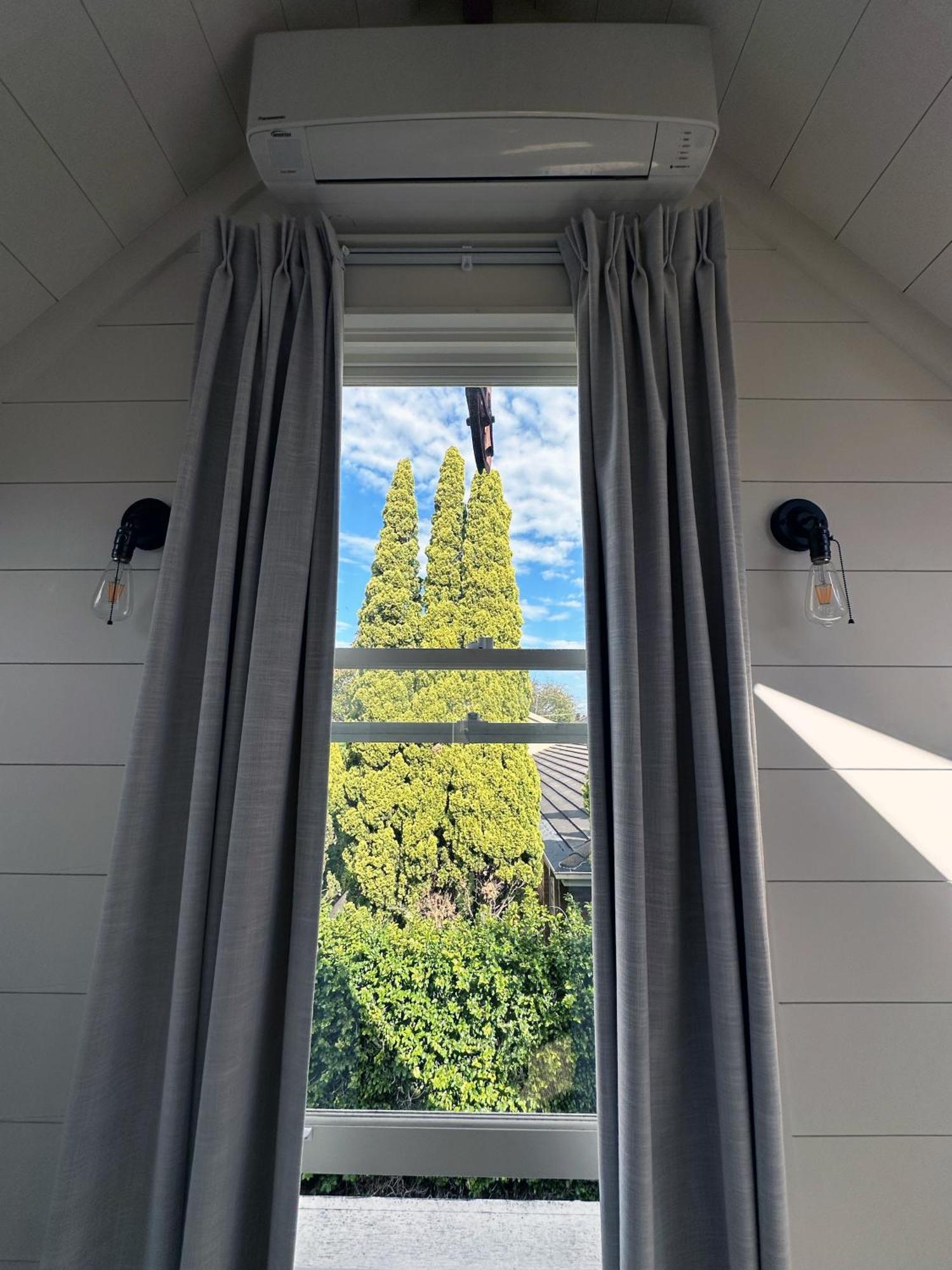 A Majestic Victorian Private Rear Access Quarters Homestay