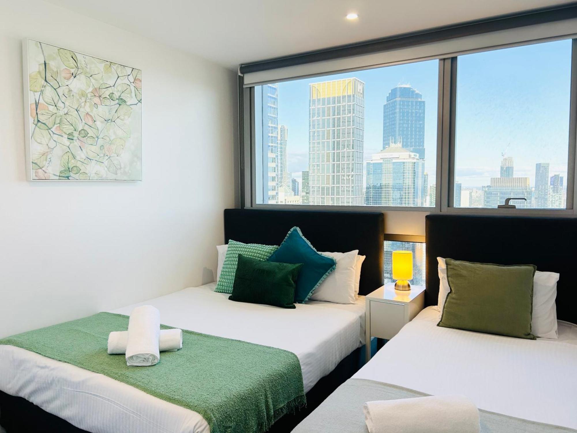 The Escape In Southern Cross Station Apartment *