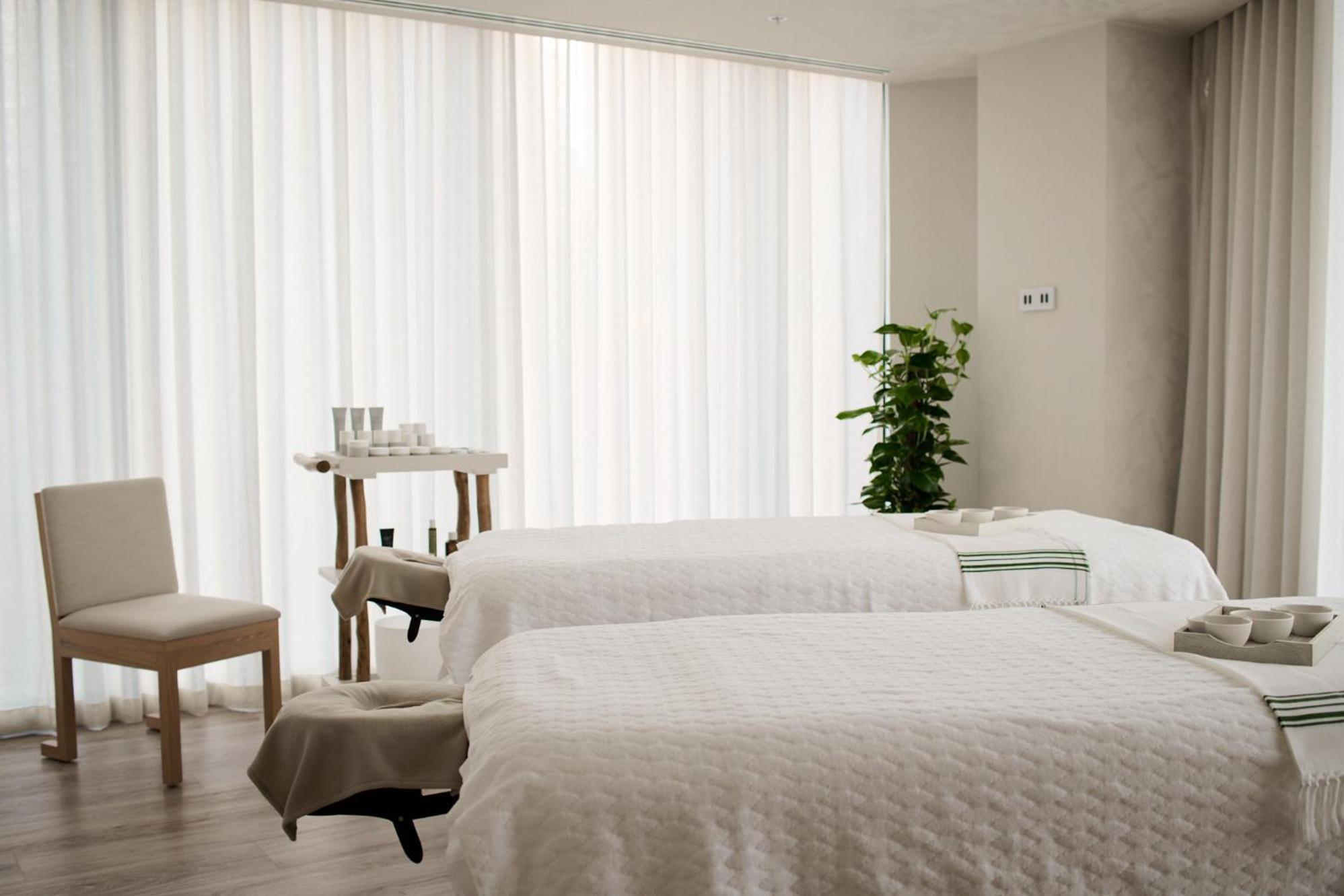 Hotel 1 5*