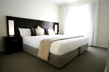 Quest Moonee Valley Aparthotel