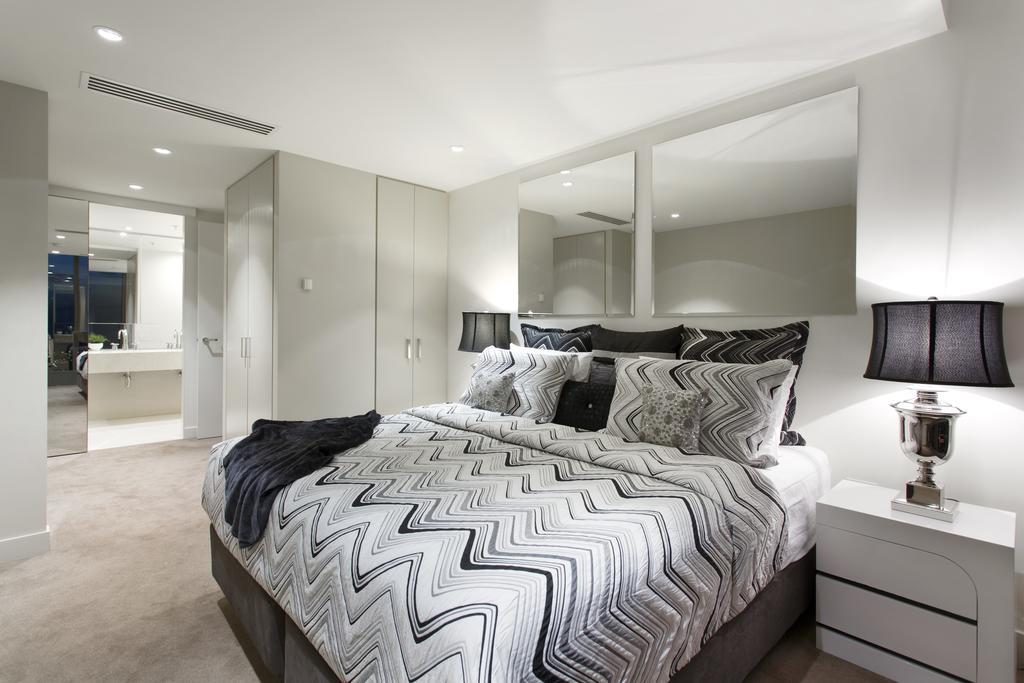 Platinum Luxury Stays At Freshwater Place Aparthotel Melbourne