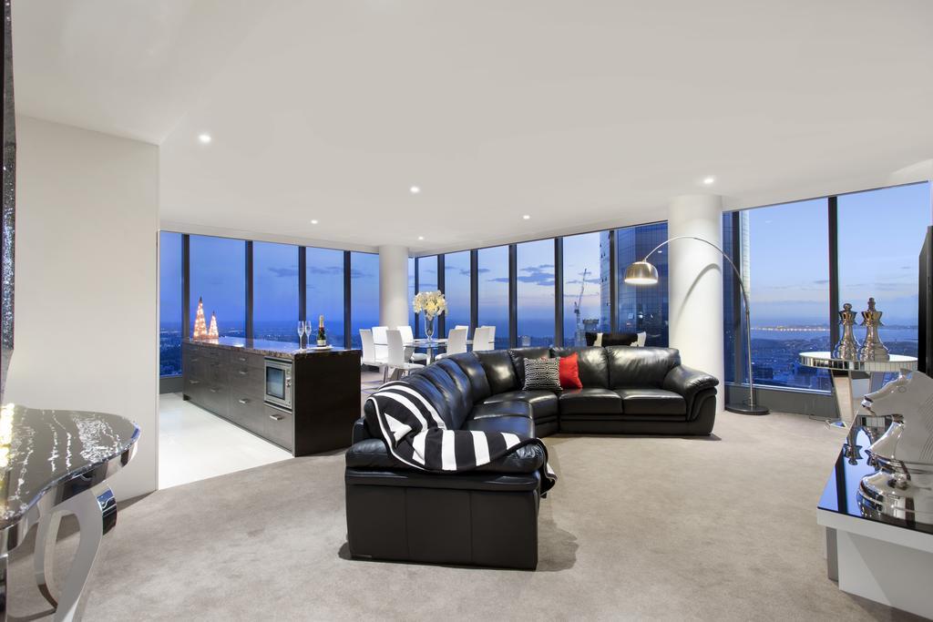 Platinum Luxury Stays At Freshwater Place