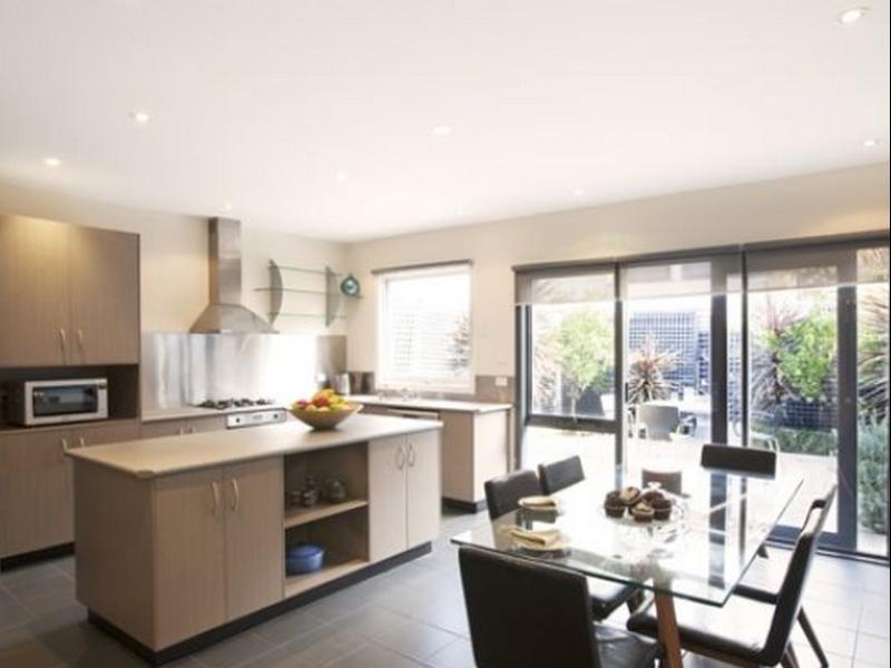 Boutique Stays - Roxys Place Holiday home