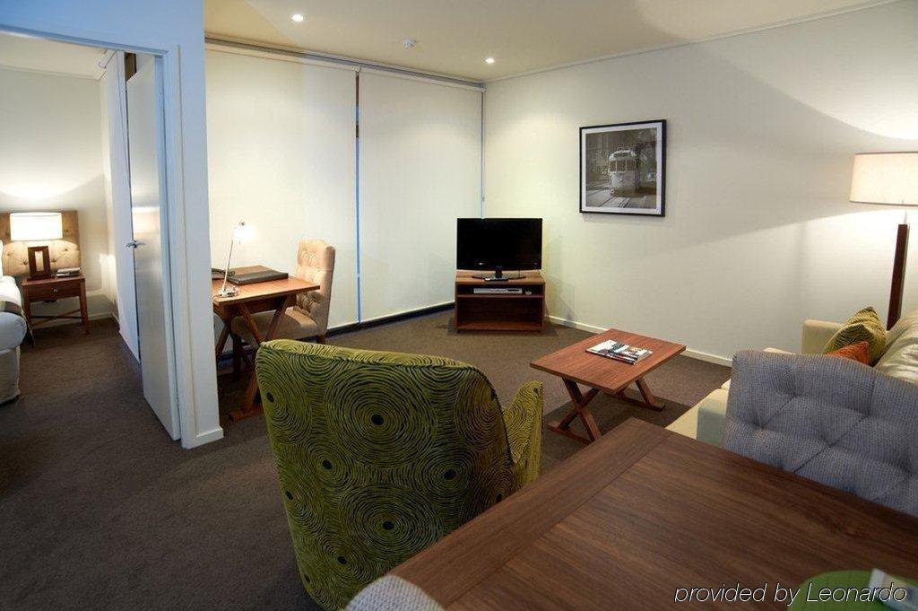 Quest Jolimont Aparthotel Melbourne
