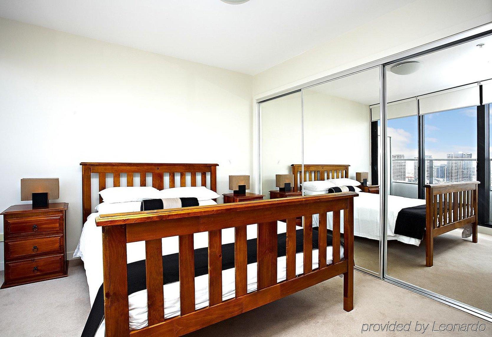 Astra Docklands Apartment