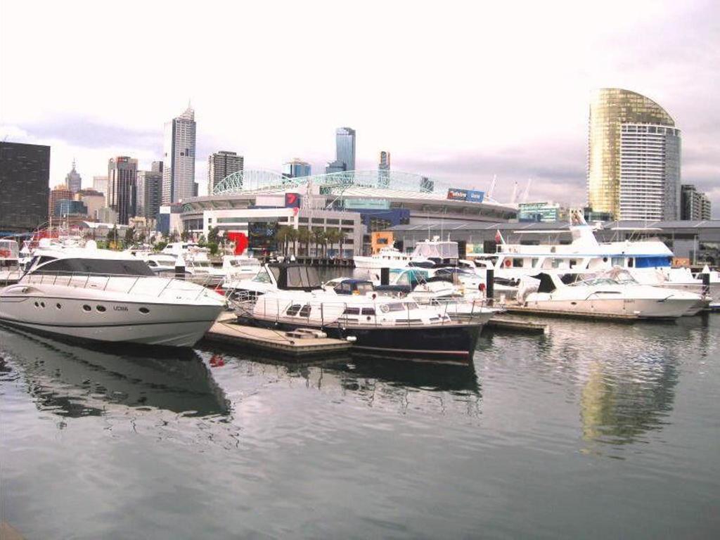 Docklands Executive - * Melbourne