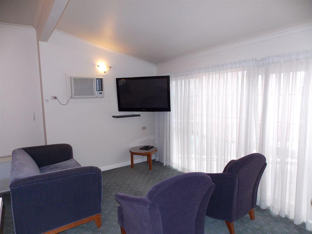 Bell Motel