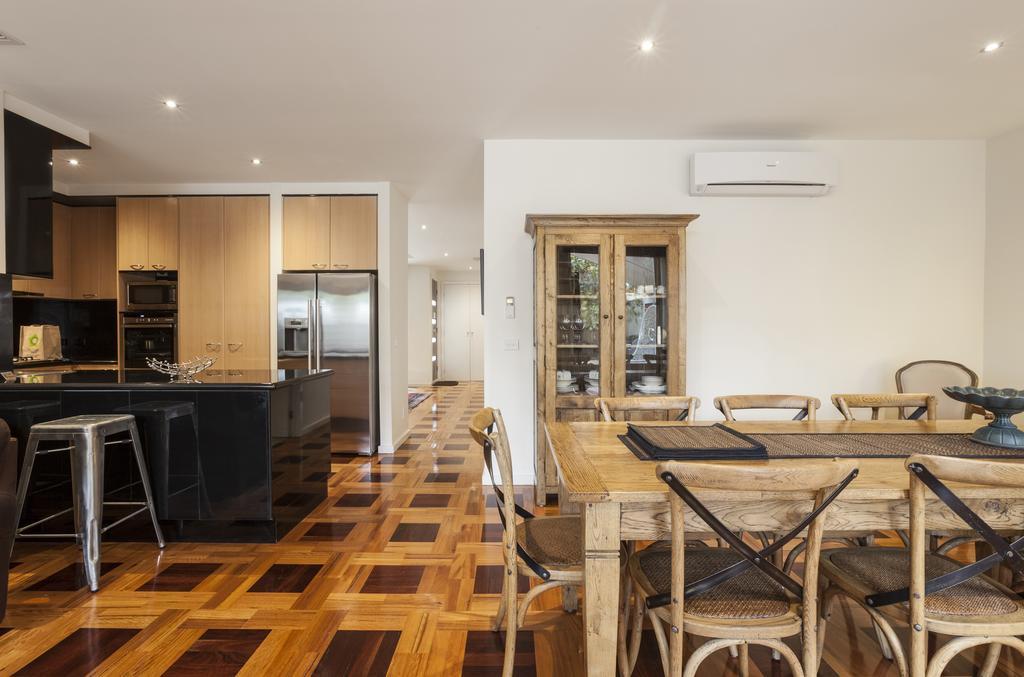 Boutique Stays - Elwood Hideaway Holiday home *